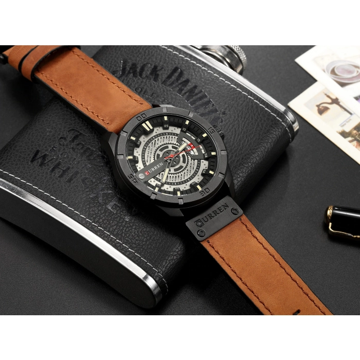 Zegarek męski skórzany Curren - klasyczny i elegancki z datownikiem (Jasnobrązowy)